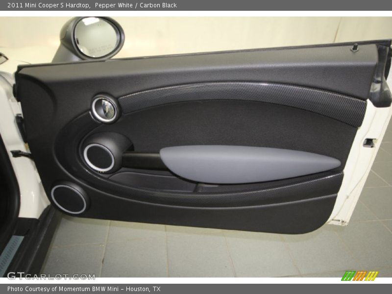 Pepper White / Carbon Black 2011 Mini Cooper S Hardtop