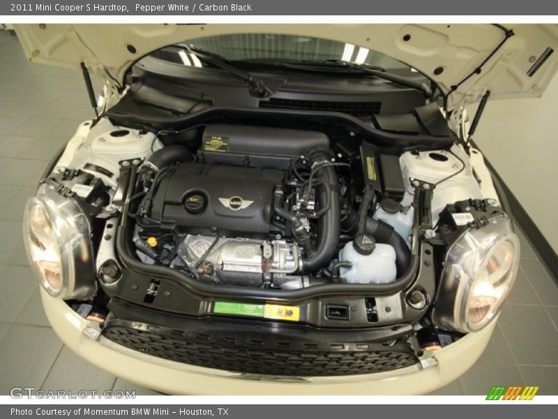 Pepper White / Carbon Black 2011 Mini Cooper S Hardtop