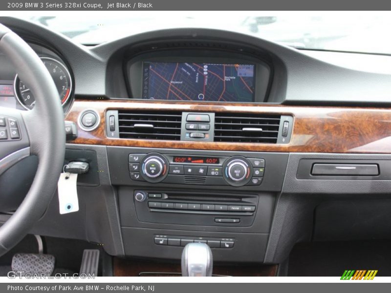 Jet Black / Black 2009 BMW 3 Series 328xi Coupe