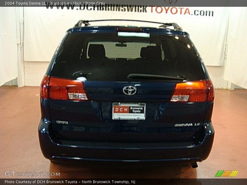 Stratosphere Mica / Stone Gray 2004 Toyota Sienna LE