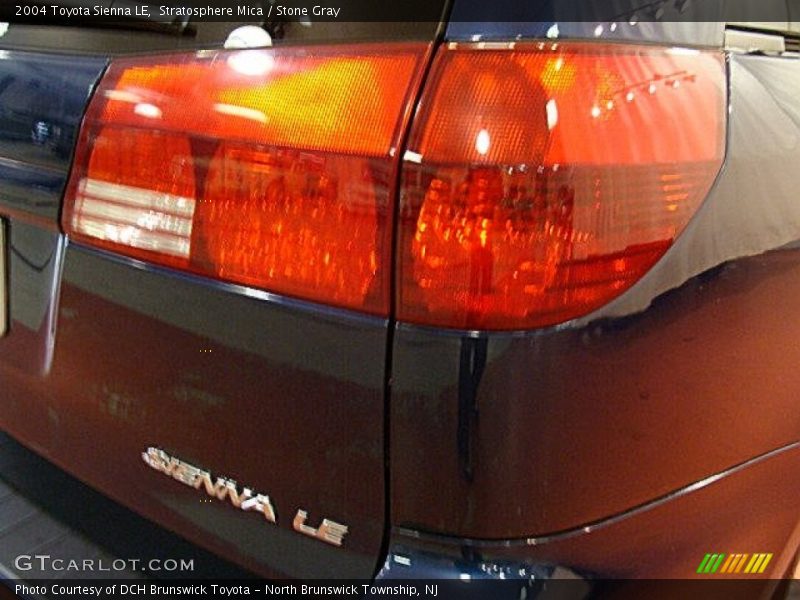 Stratosphere Mica / Stone Gray 2004 Toyota Sienna LE