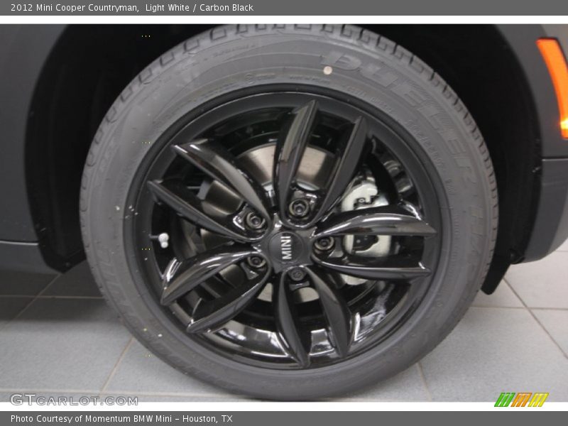 Light White / Carbon Black 2012 Mini Cooper Countryman