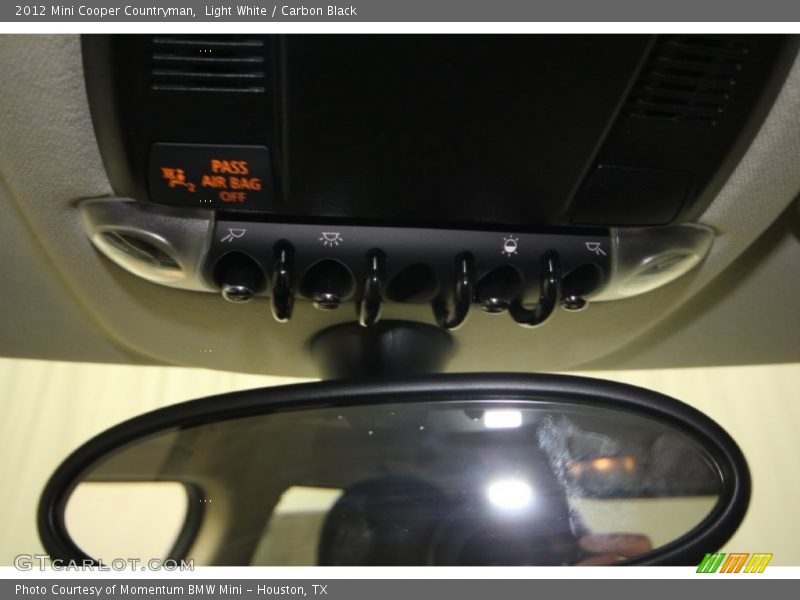 Light White / Carbon Black 2012 Mini Cooper Countryman