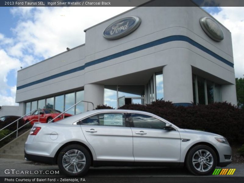 Ingot Silver Metallic / Charcoal Black 2013 Ford Taurus SEL