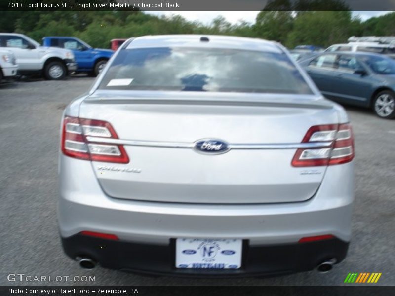 Ingot Silver Metallic / Charcoal Black 2013 Ford Taurus SEL