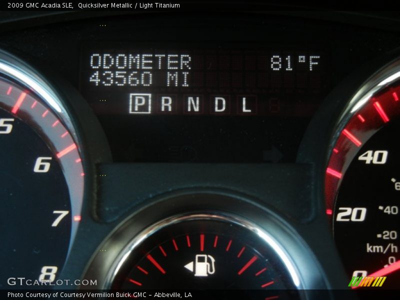 Quicksilver Metallic / Light Titanium 2009 GMC Acadia SLE
