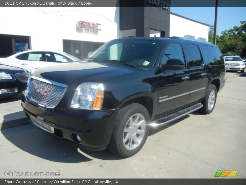 Onyx Black / Ebony 2011 GMC Yukon XL Denali