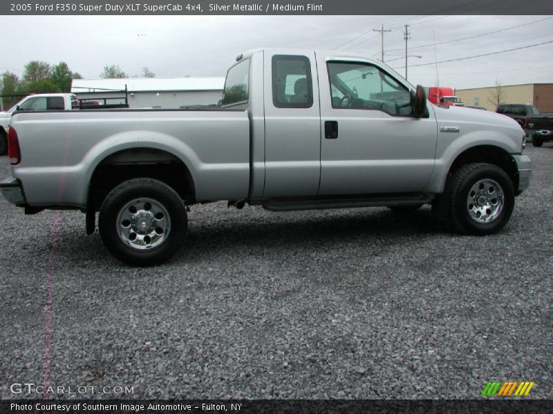 Silver Metallic / Medium Flint 2005 Ford F350 Super Duty XLT SuperCab 4x4