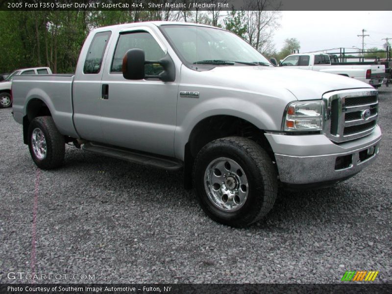Silver Metallic / Medium Flint 2005 Ford F350 Super Duty XLT SuperCab 4x4