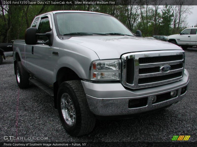 Silver Metallic / Medium Flint 2005 Ford F350 Super Duty XLT SuperCab 4x4