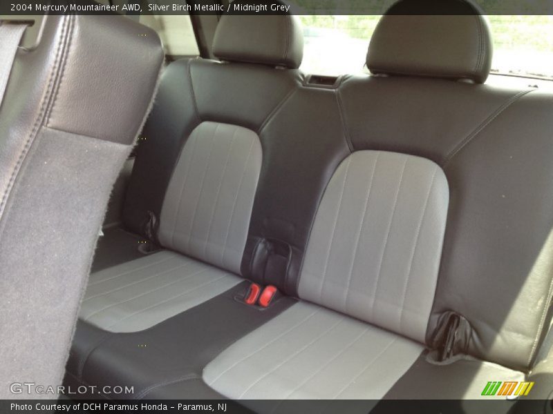 Silver Birch Metallic / Midnight Grey 2004 Mercury Mountaineer AWD