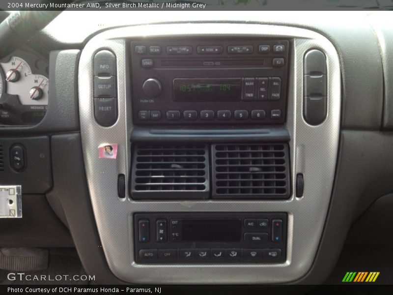 Silver Birch Metallic / Midnight Grey 2004 Mercury Mountaineer AWD