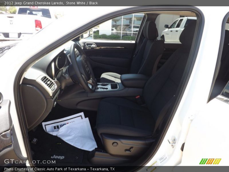 Stone White / Black 2012 Jeep Grand Cherokee Laredo