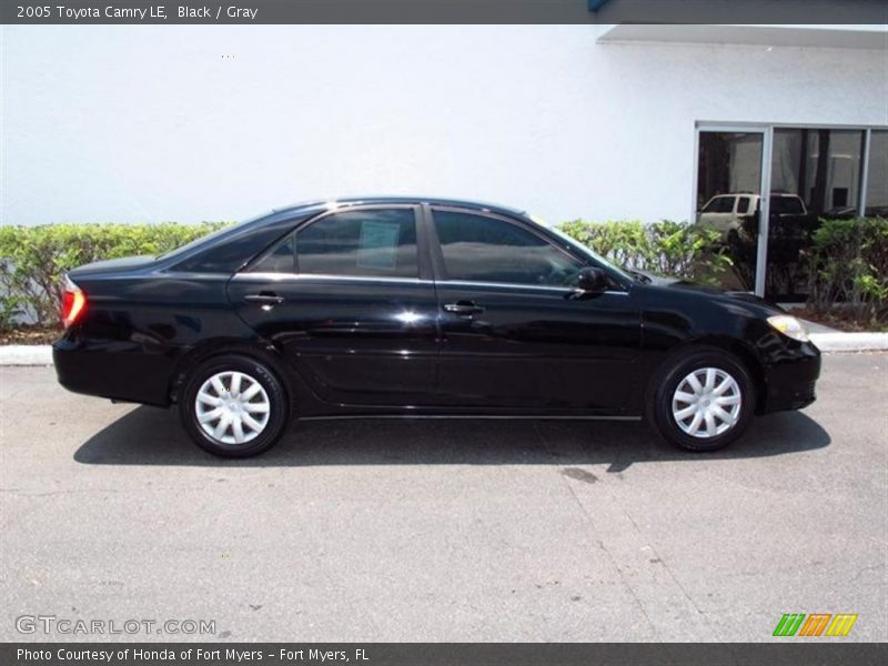 Black / Gray 2005 Toyota Camry LE