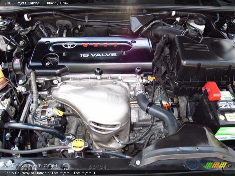Black / Gray 2005 Toyota Camry LE