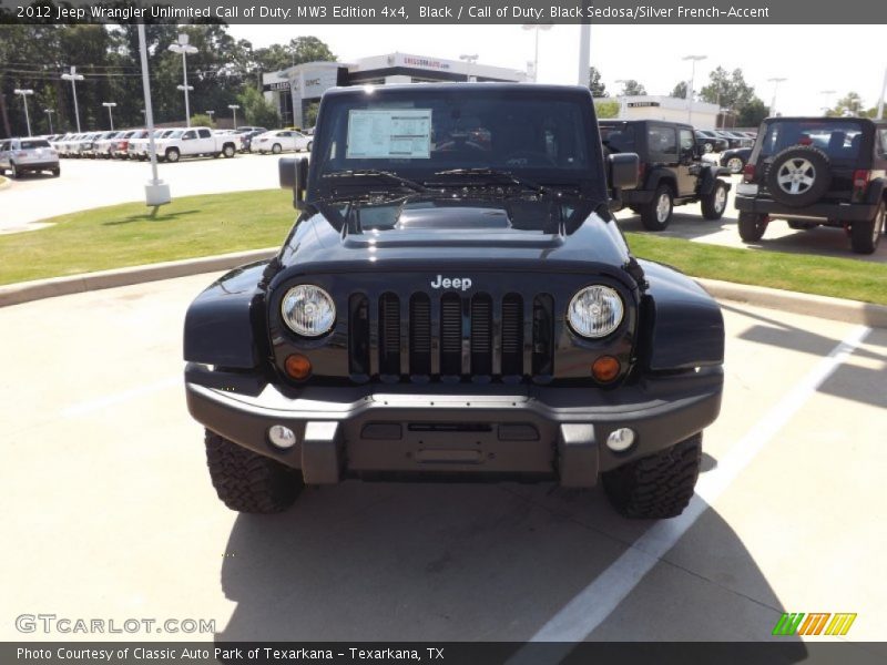 Black / Call of Duty: Black Sedosa/Silver French-Accent 2012 Jeep Wrangler Unlimited Call of Duty: MW3 Edition 4x4