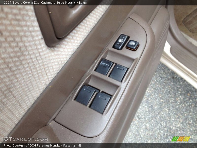 Cashmere Beige Metallic / Beige 1997 Toyota Corolla DX