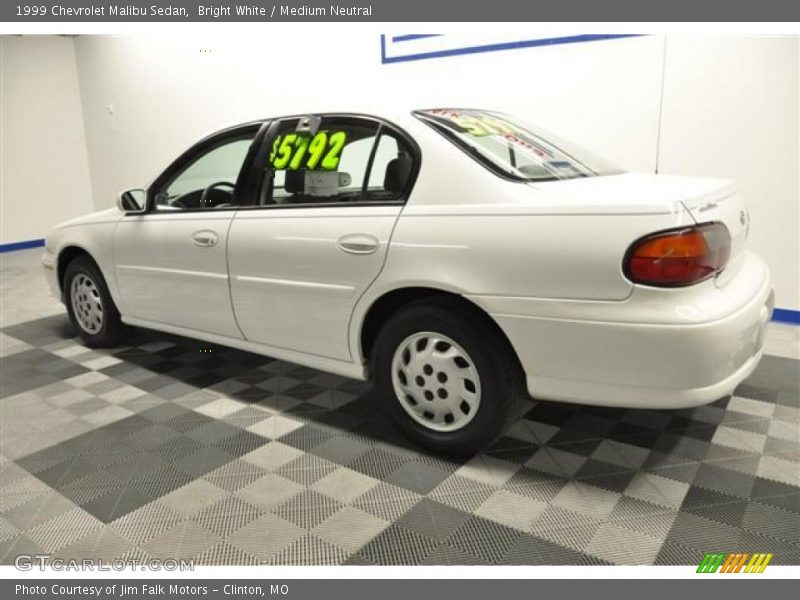 Bright White / Medium Neutral 1999 Chevrolet Malibu Sedan