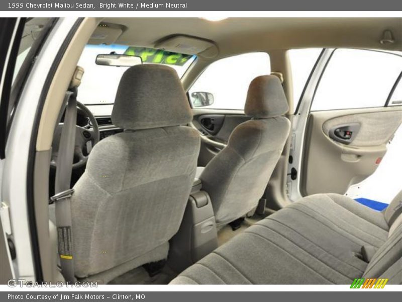 Bright White / Medium Neutral 1999 Chevrolet Malibu Sedan