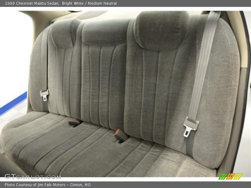 Bright White / Medium Neutral 1999 Chevrolet Malibu Sedan