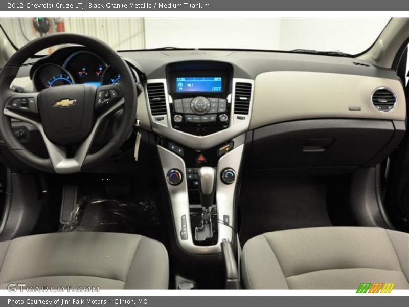 Dashboard of 2012 Cruze LT