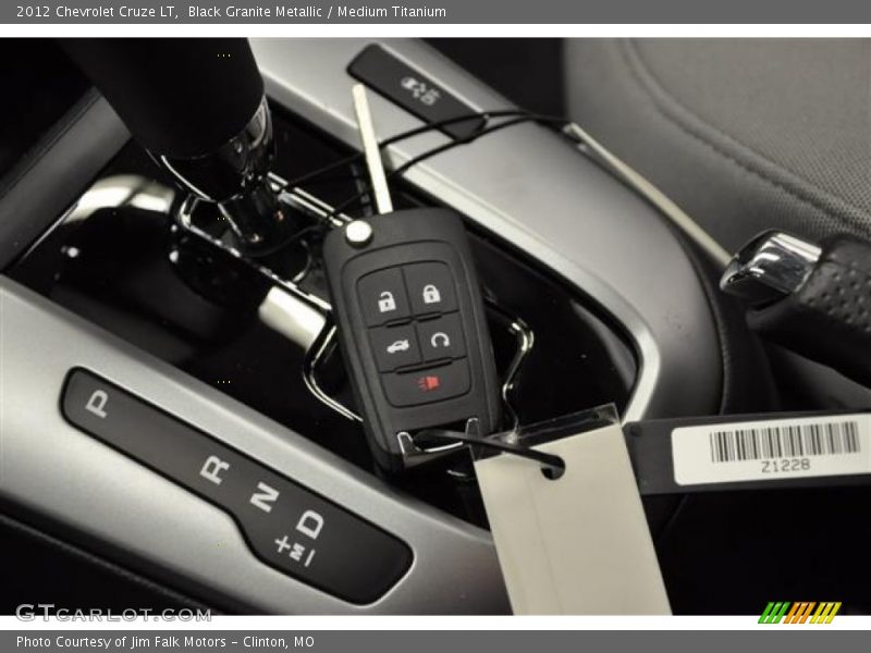 Black Granite Metallic / Medium Titanium 2012 Chevrolet Cruze LT