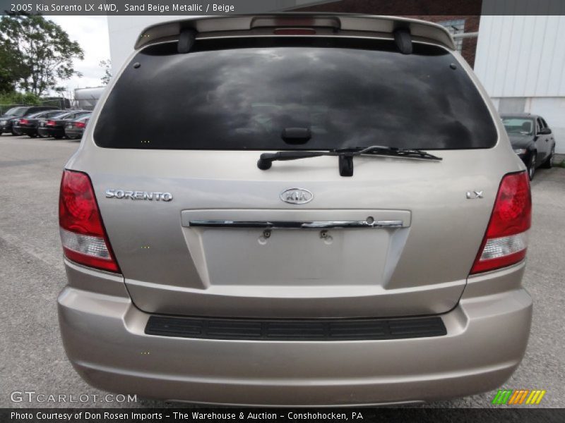Sand Beige Metallic / Beige 2005 Kia Sorento LX 4WD
