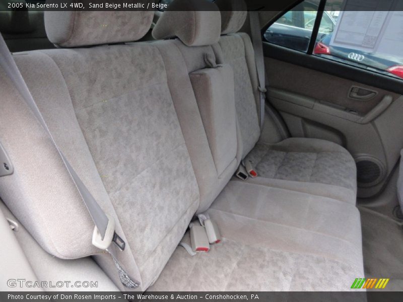 Sand Beige Metallic / Beige 2005 Kia Sorento LX 4WD