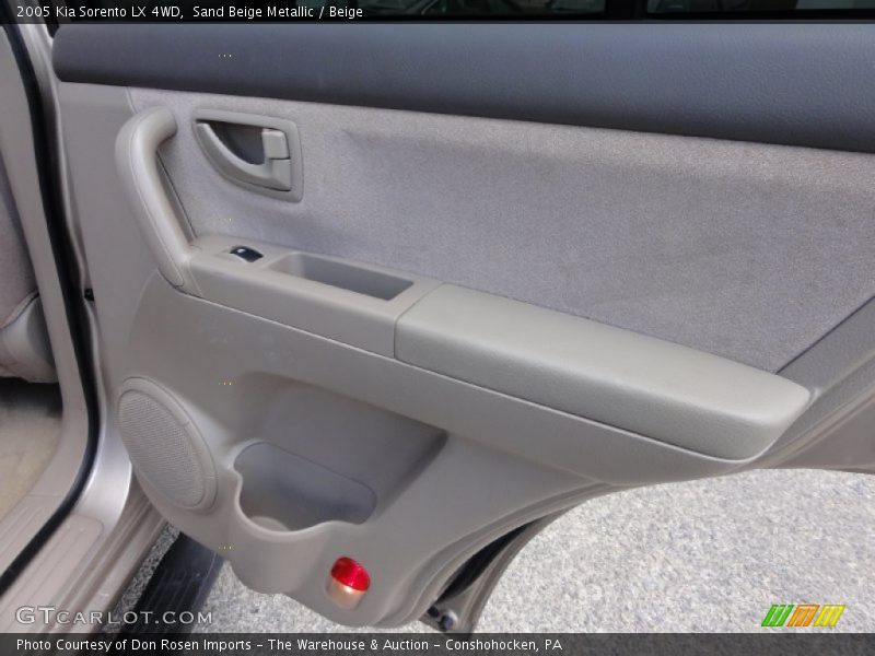 Sand Beige Metallic / Beige 2005 Kia Sorento LX 4WD