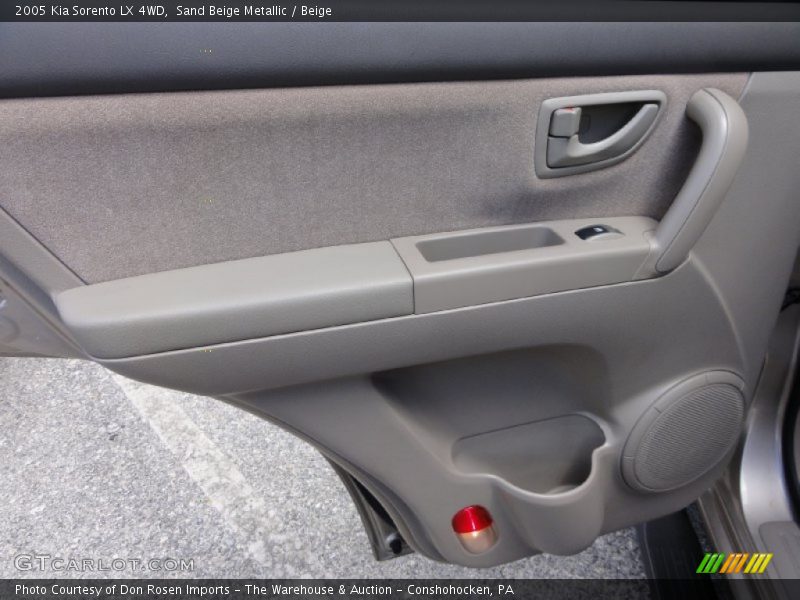 Sand Beige Metallic / Beige 2005 Kia Sorento LX 4WD
