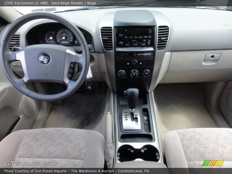 Sand Beige Metallic / Beige 2005 Kia Sorento LX 4WD