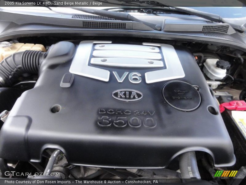 Sand Beige Metallic / Beige 2005 Kia Sorento LX 4WD