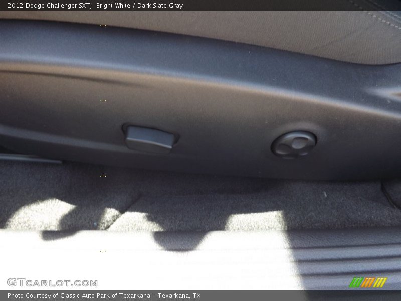 Bright White / Dark Slate Gray 2012 Dodge Challenger SXT