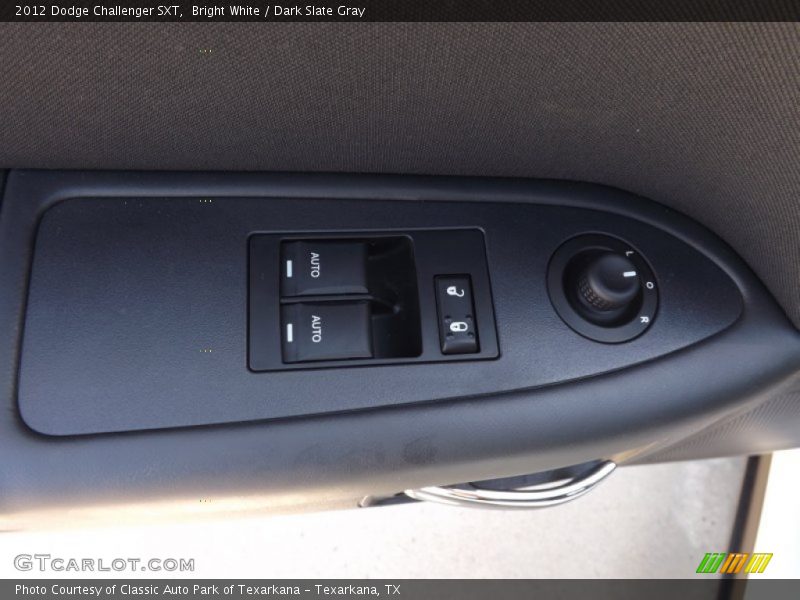 Bright White / Dark Slate Gray 2012 Dodge Challenger SXT