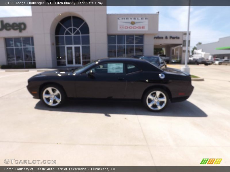 Pitch Black / Dark Slate Gray 2012 Dodge Challenger R/T