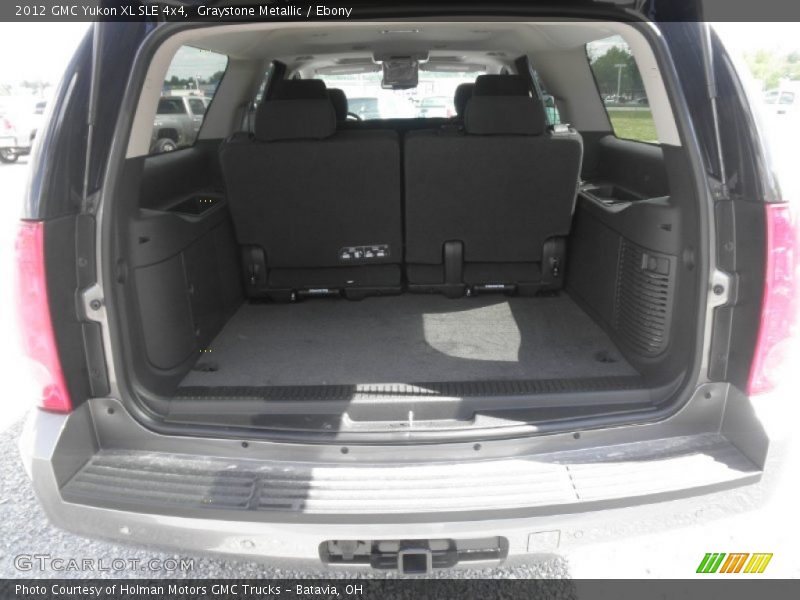  2012 Yukon XL SLE 4x4 Trunk