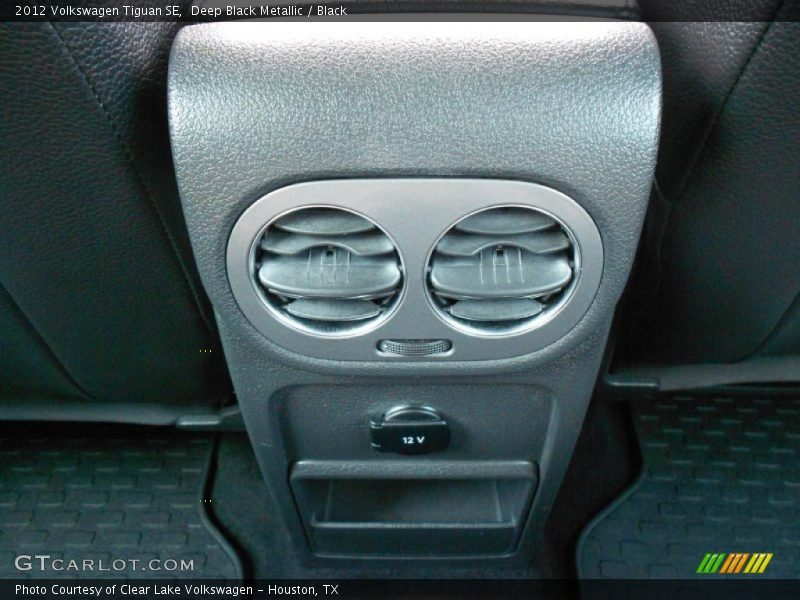 Deep Black Metallic / Black 2012 Volkswagen Tiguan SE