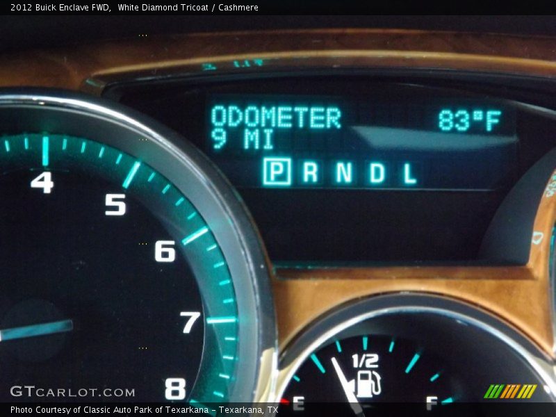 White Diamond Tricoat / Cashmere 2012 Buick Enclave FWD