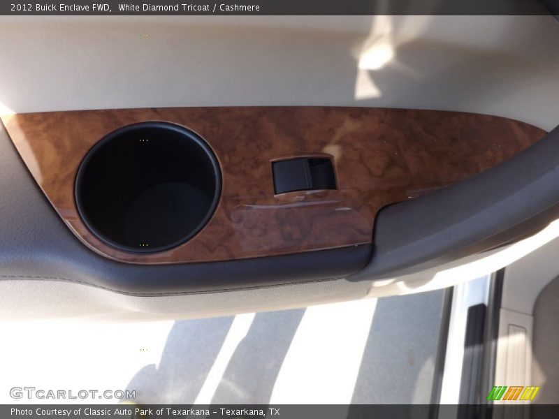 White Diamond Tricoat / Cashmere 2012 Buick Enclave FWD