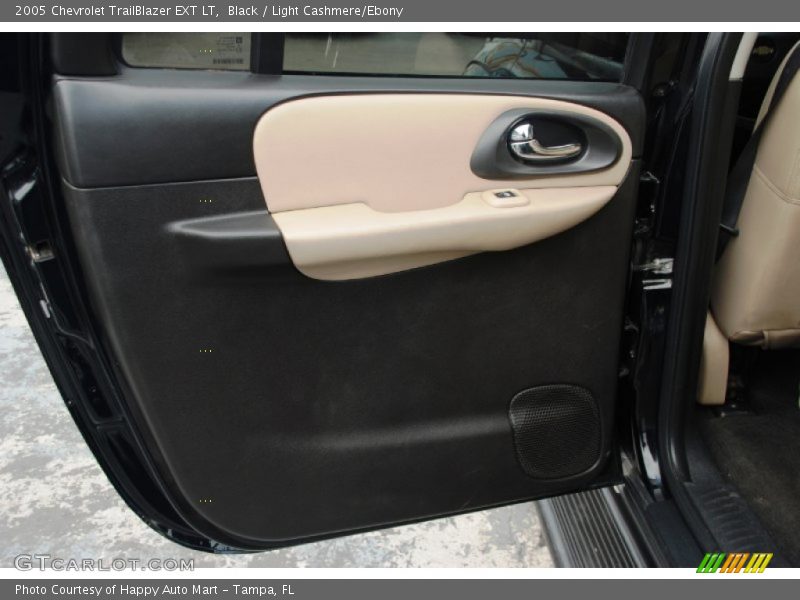 Black / Light Cashmere/Ebony 2005 Chevrolet TrailBlazer EXT LT