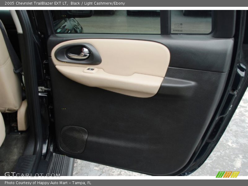 Black / Light Cashmere/Ebony 2005 Chevrolet TrailBlazer EXT LT