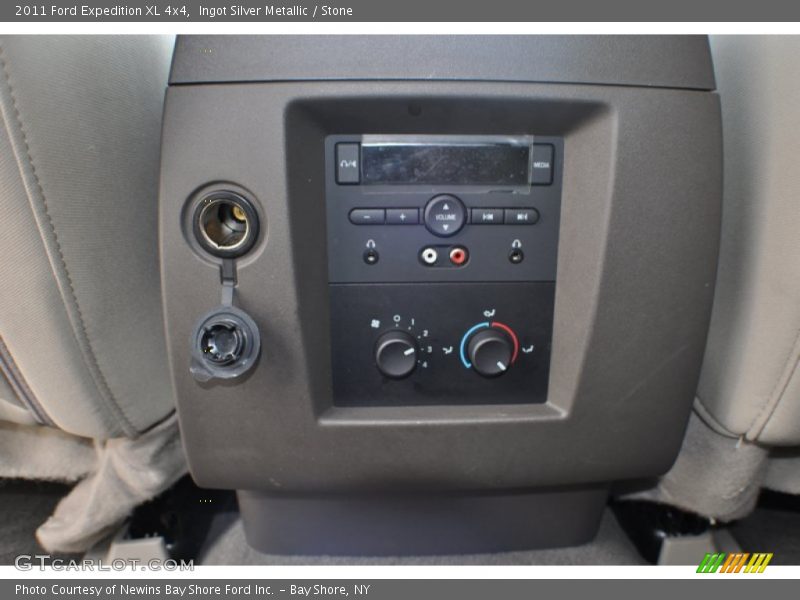 Ingot Silver Metallic / Stone 2011 Ford Expedition XL 4x4