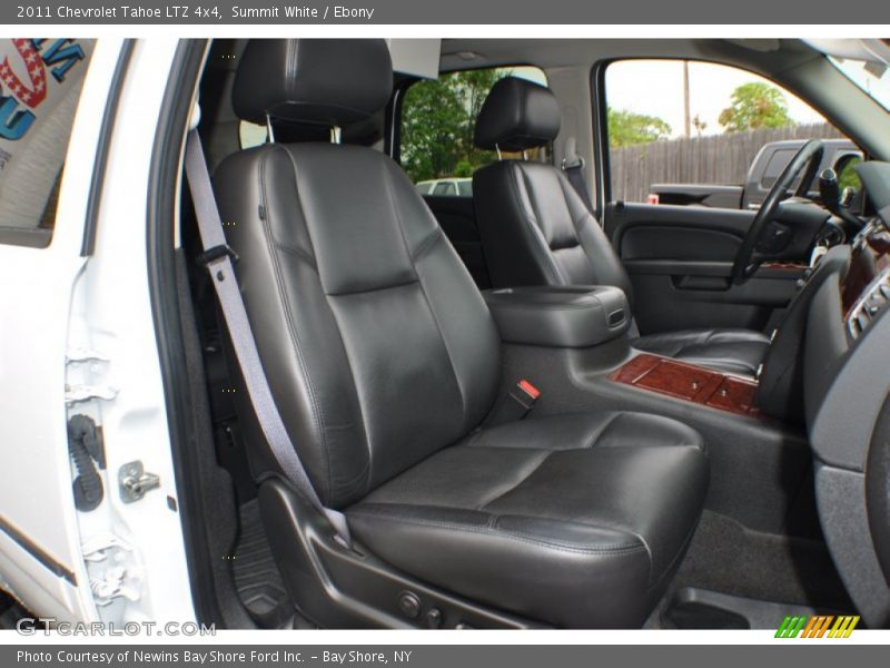 Summit White / Ebony 2011 Chevrolet Tahoe LTZ 4x4