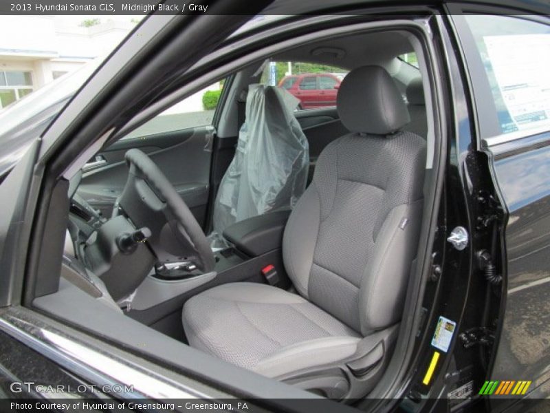 Midnight Black / Gray 2013 Hyundai Sonata GLS