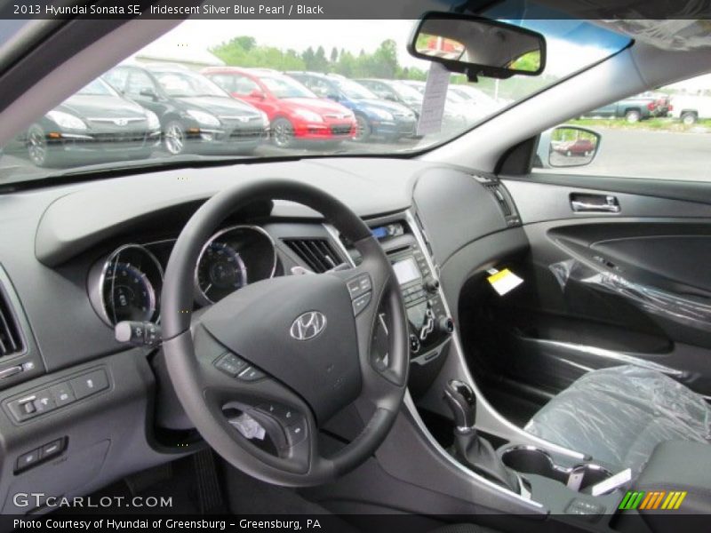 Iridescent Silver Blue Pearl / Black 2013 Hyundai Sonata SE