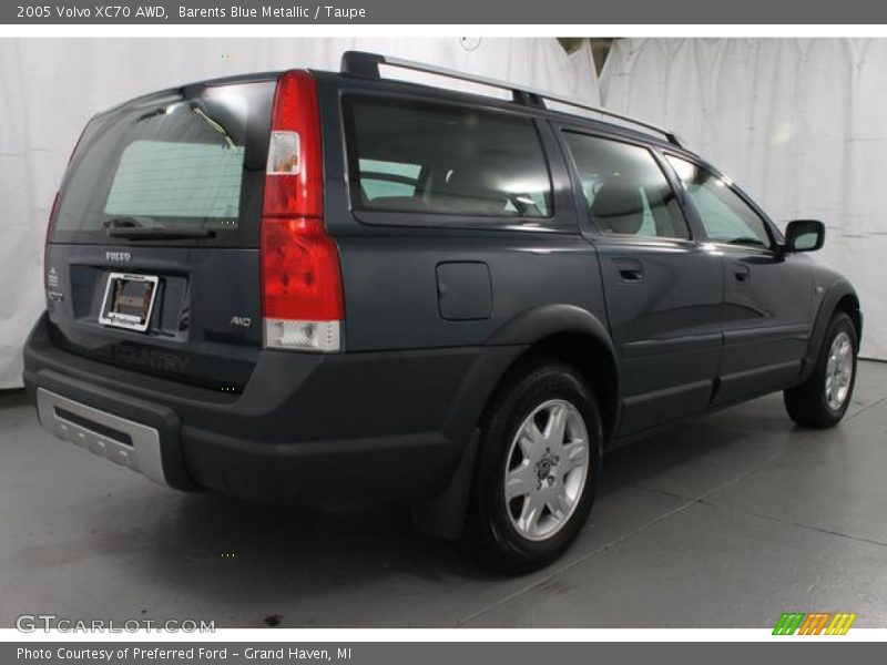 Barents Blue Metallic / Taupe 2005 Volvo XC70 AWD