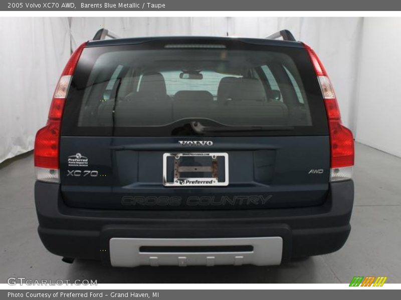 Barents Blue Metallic / Taupe 2005 Volvo XC70 AWD