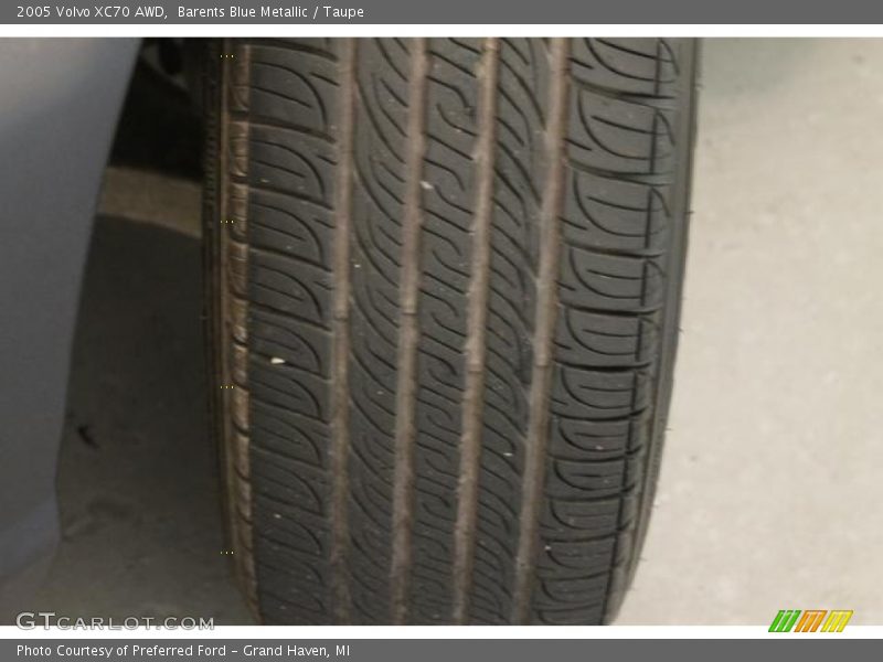 Barents Blue Metallic / Taupe 2005 Volvo XC70 AWD