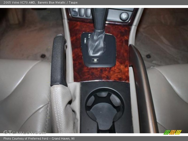 Barents Blue Metallic / Taupe 2005 Volvo XC70 AWD