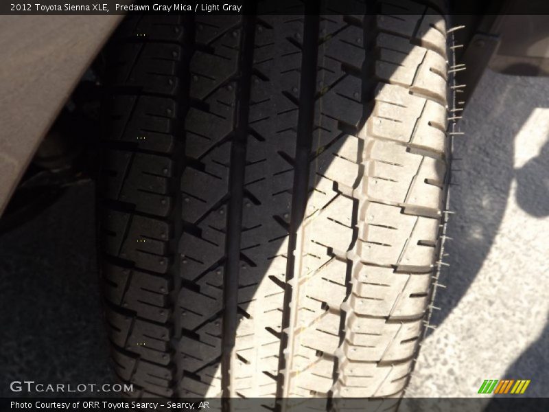 Predawn Gray Mica / Light Gray 2012 Toyota Sienna XLE